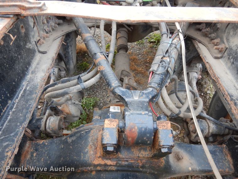 image for item DJ8067 2007 Sterling L-Line  semi truck