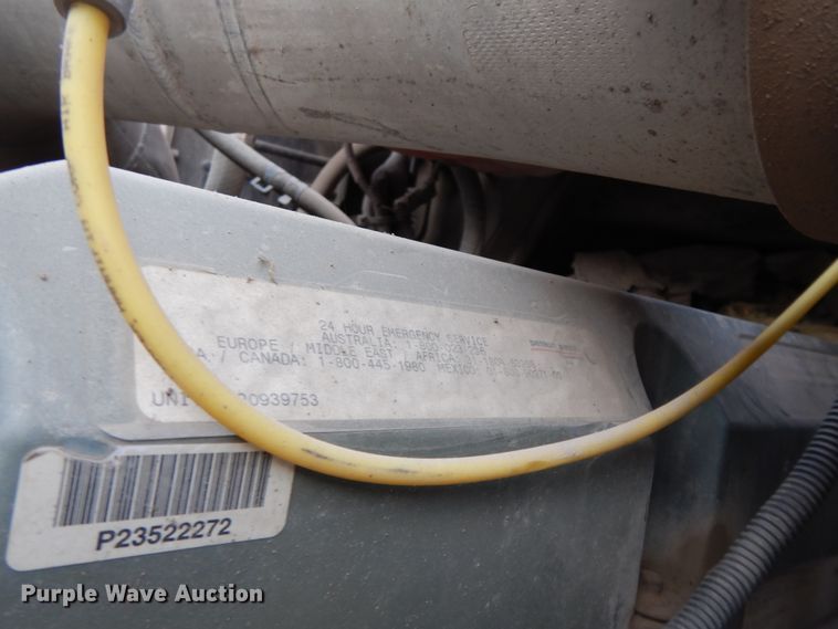 image for item DJ8067 2007 Sterling L-Line  semi truck