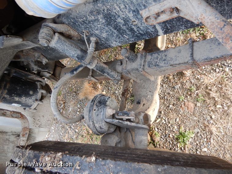 image for item DJ8067 2007 Sterling L-Line  semi truck