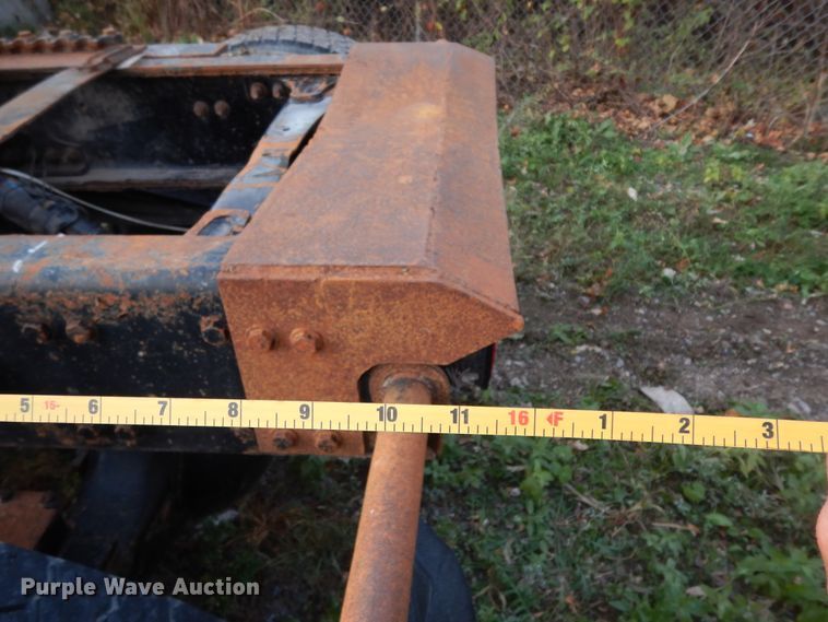 image for item DJ8067 2007 Sterling L-Line  semi truck