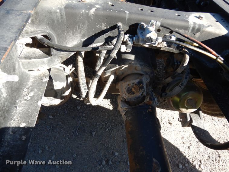 image for item DJ8102 2009 Peterbilt 384  semi truck