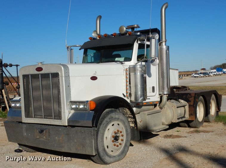 image for item DJ8104 2005 Peterbilt 379  winch truck