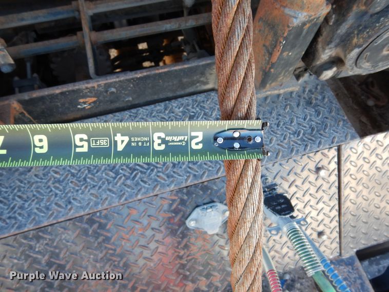 image for item DJ8104 2005 Peterbilt 379  winch truck