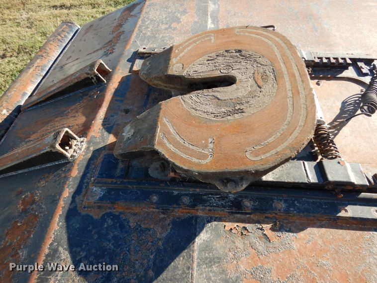 image for item DJ8104 2005 Peterbilt 379  winch truck