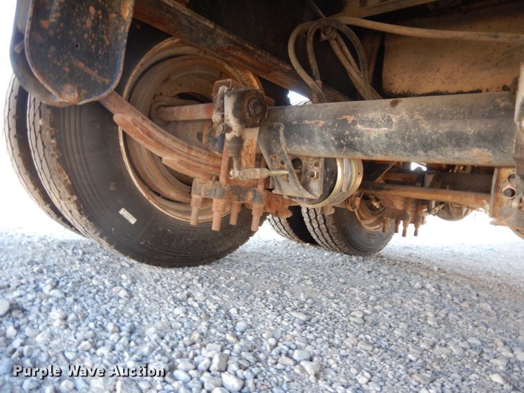 image for item DJ8147 1986 Great Dane GPD-48 drop deck trailer