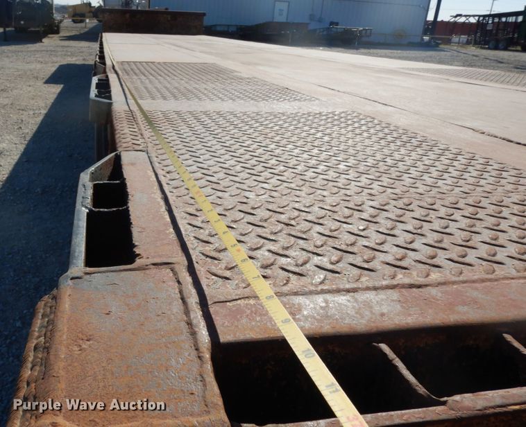 image for item DJ8147 1986 Great Dane GPD-48 drop deck trailer