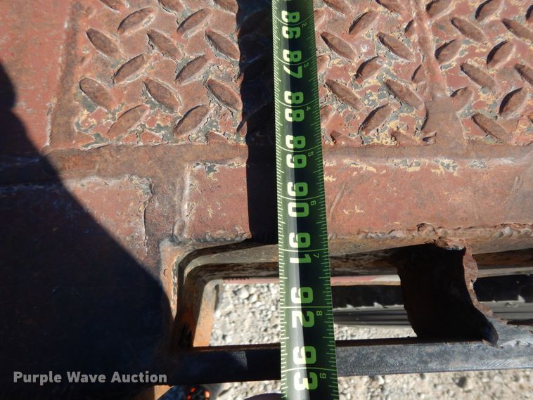 image for item DJ8147 1986 Great Dane GPD-48 drop deck trailer