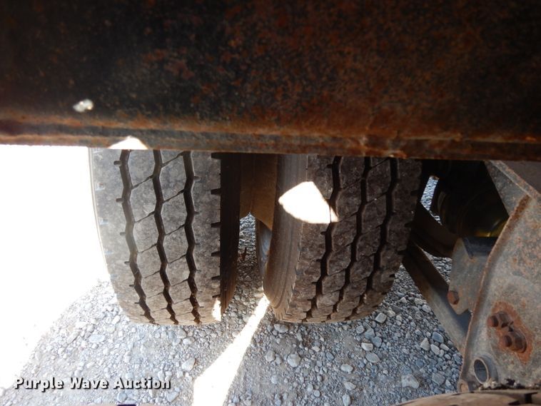 image for item DJ8147 1986 Great Dane GPD-48 drop deck trailer