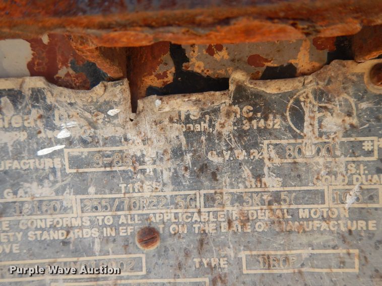 image for item DJ8147 1986 Great Dane GPD-48 drop deck trailer