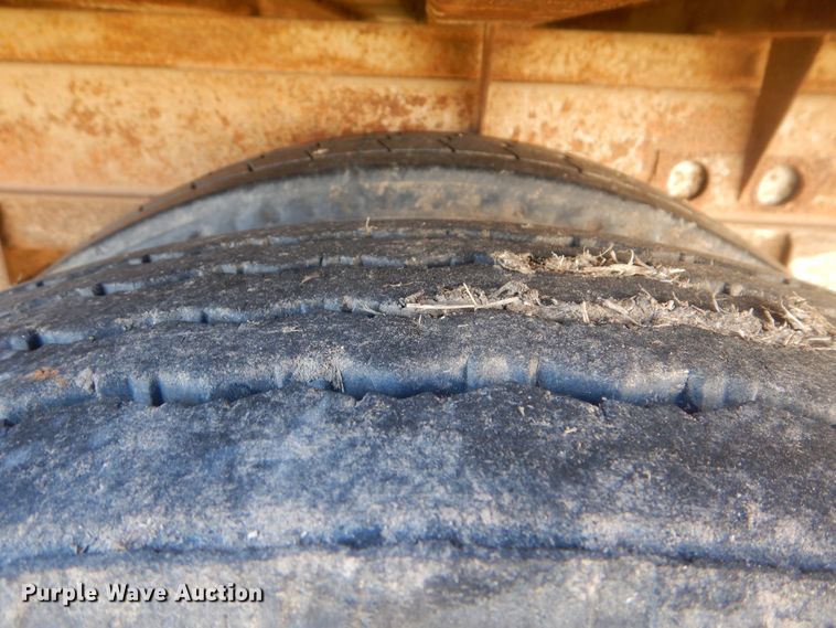 image for item DJ8553 1986 American Trailers Inc FPX-F2-48 dry van trailer