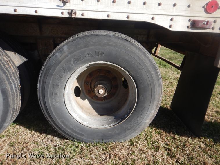 image for item DJ8553 1986 American Trailers Inc FPX-F2-48 dry van trailer