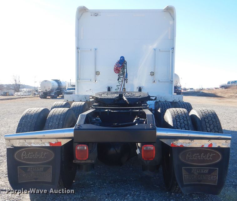 image for item DJ8572 2012 Peterbilt 389  semi truck