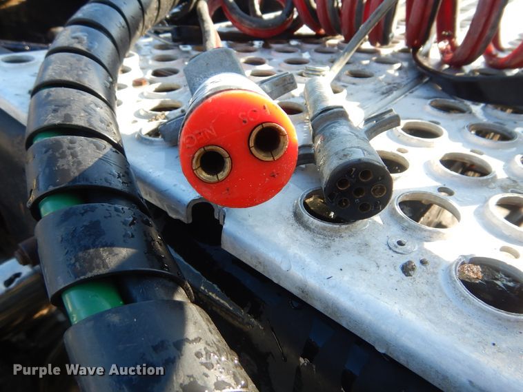 image for item DJ8576 2001 Kenworth T800  semi truck