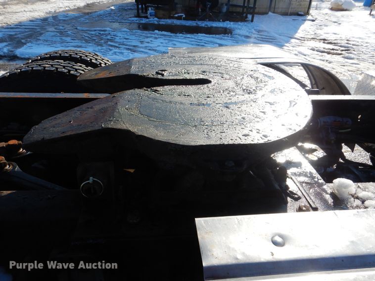 image for item DJ8576 2001 Kenworth T800  semi truck