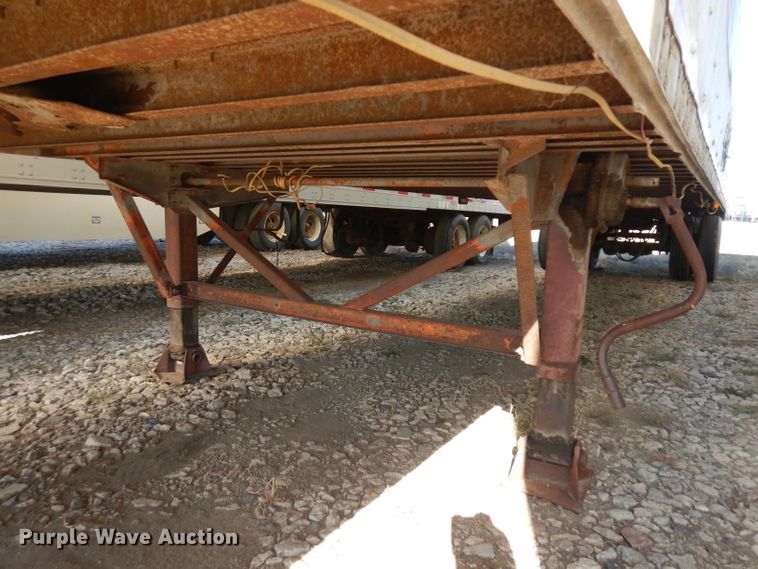 image for item EY9034 1990 Wabash dry van trailer