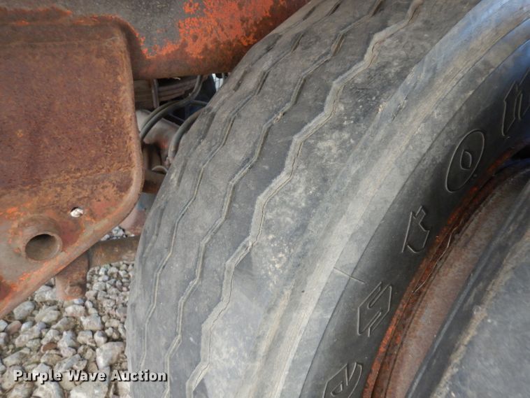 image for item EY9034 1990 Wabash dry van trailer