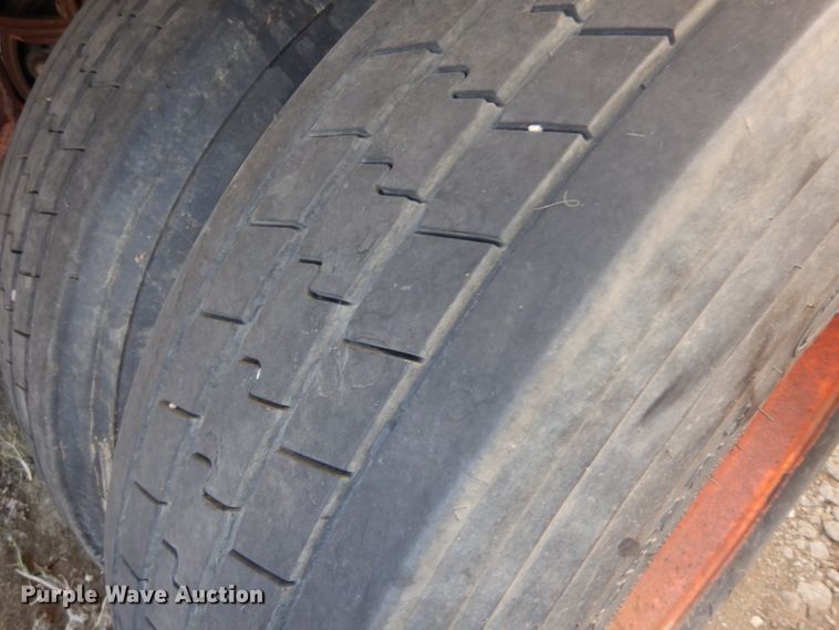 image for item EY9034 1990 Wabash dry van trailer