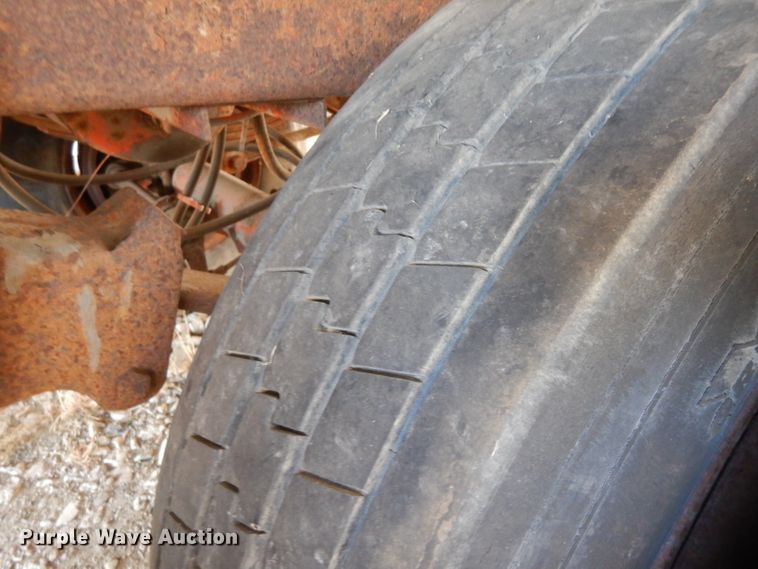 image for item EY9034 1990 Wabash dry van trailer