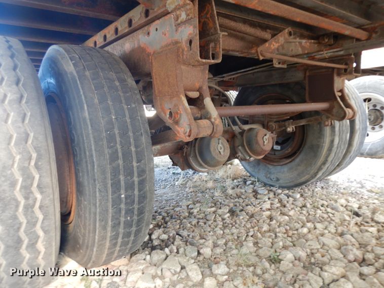 image for item EY9034 1990 Wabash dry van trailer