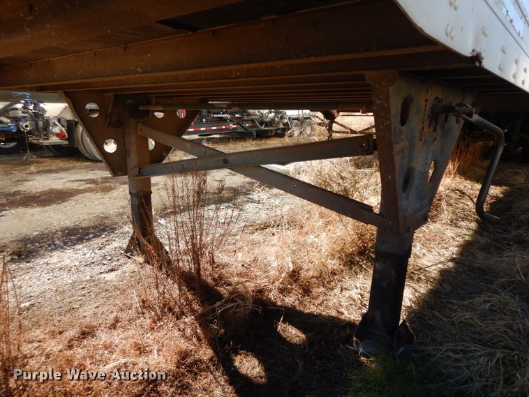 image for item HP9107 2001 Utility dry van trailer