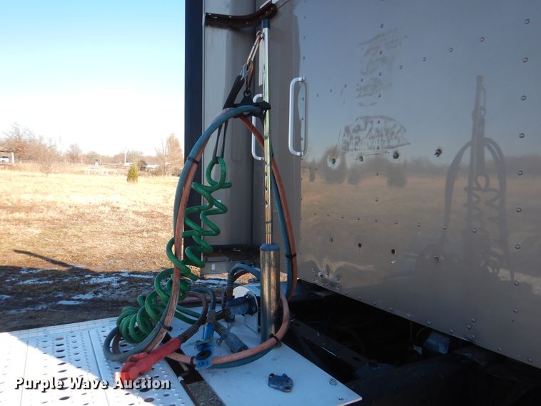 image for item HX9056 2008 Kenworth W900  semi truck