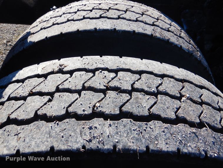 image for item HX9056 2008 Kenworth W900  semi truck