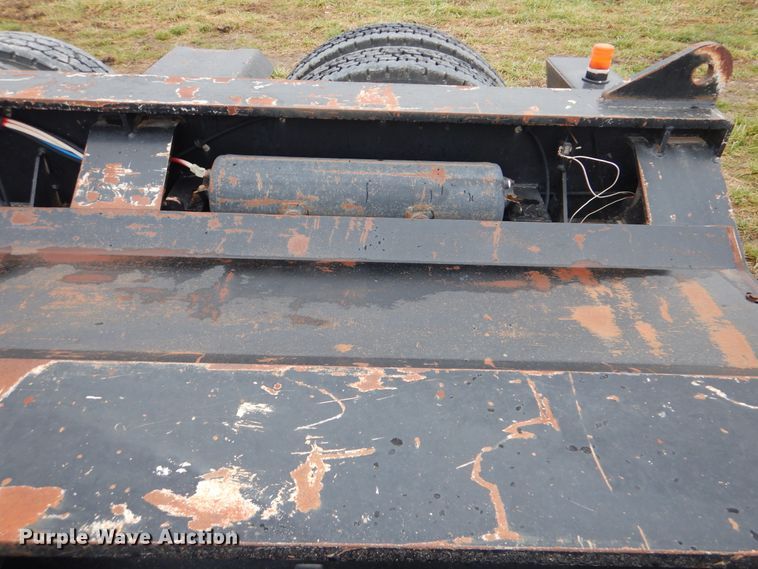 image for item HX9060 2007 Fontaine TH55 lowboy equipment trailer