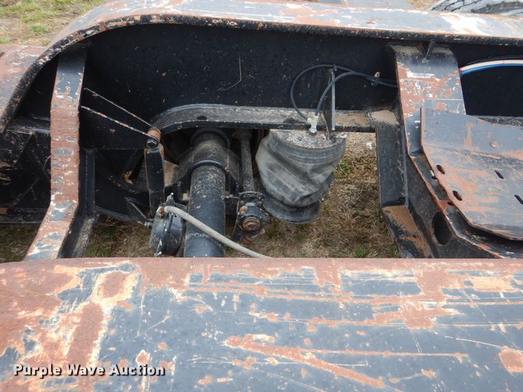 image for item HX9060 2007 Fontaine TH55 lowboy equipment trailer