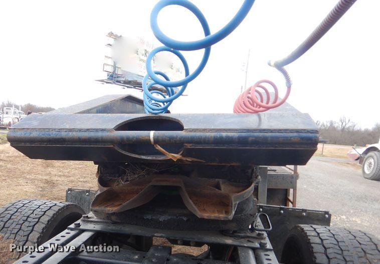 image for item HX9061 2004 Atoka 36-OKLB-35-2 flatbed trailer