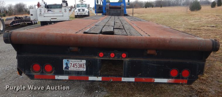 image for item HX9061 2004 Atoka 36-OKLB-35-2 flatbed trailer
