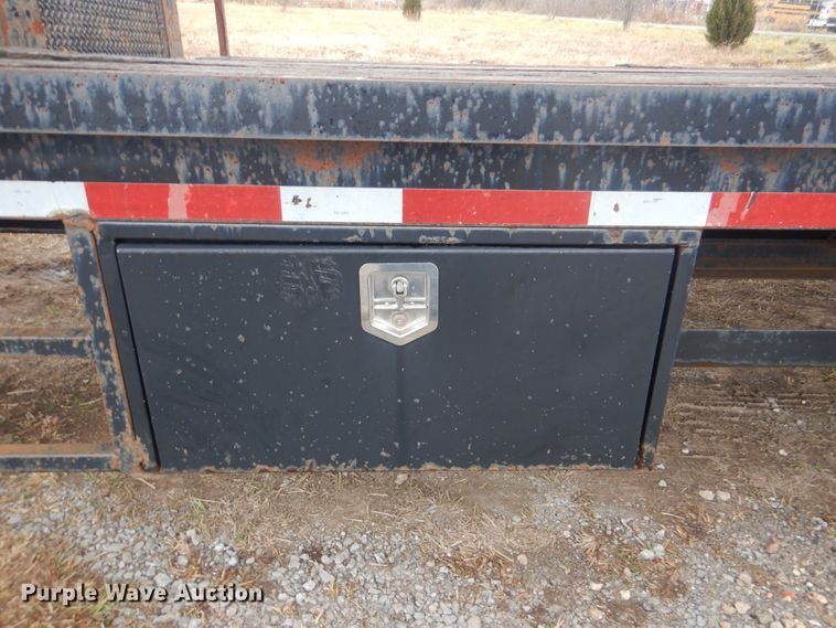image for item HX9061 2004 Atoka 36-OKLB-35-2 flatbed trailer