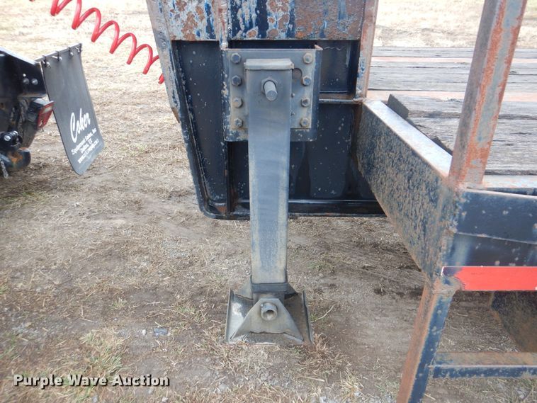 image for item HX9061 2004 Atoka 36-OKLB-35-2 flatbed trailer