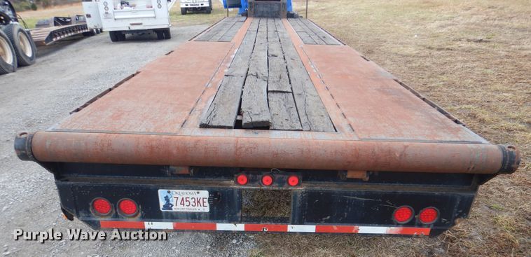 image for item HX9061 2004 Atoka 36-OKLB-35-2 flatbed trailer