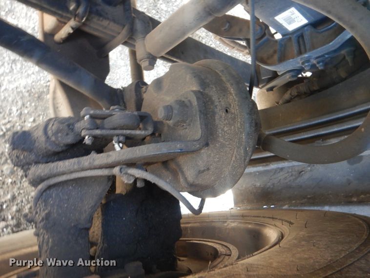 image for item HX9076 2014 Freightliner Cascadia  semi truck