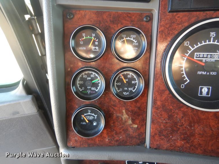 image for item HX9078 2010 Kenworth T370  truck cab and chassis