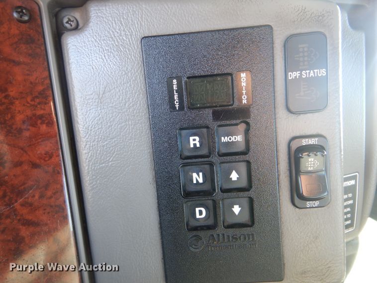 image for item HX9078 2010 Kenworth T370  truck cab and chassis