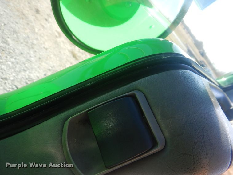 image for item HX9078 2010 Kenworth T370  truck cab and chassis