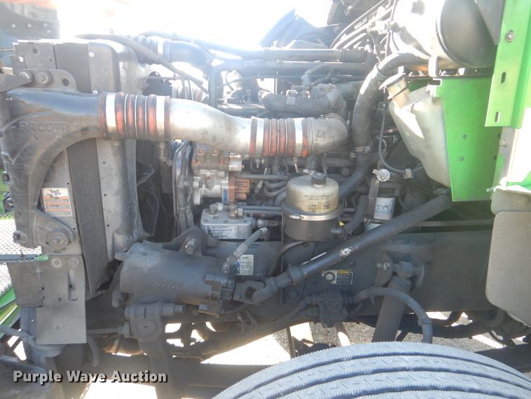 image for item HX9078 2010 Kenworth T370  truck cab and chassis