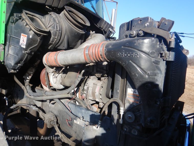 image for item HX9078 2010 Kenworth T370  truck cab and chassis