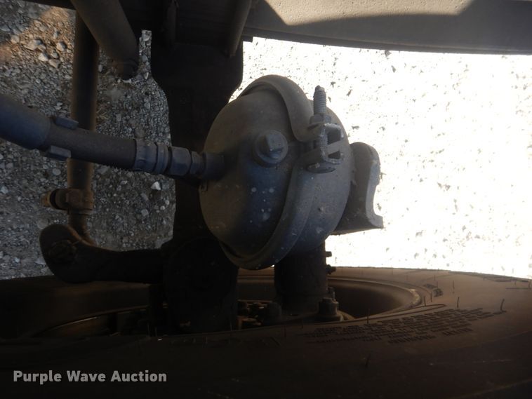 image for item HX9078 2010 Kenworth T370  truck cab and chassis