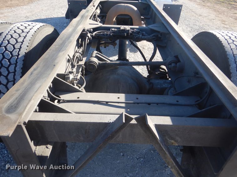 image for item HX9078 2010 Kenworth T370  truck cab and chassis