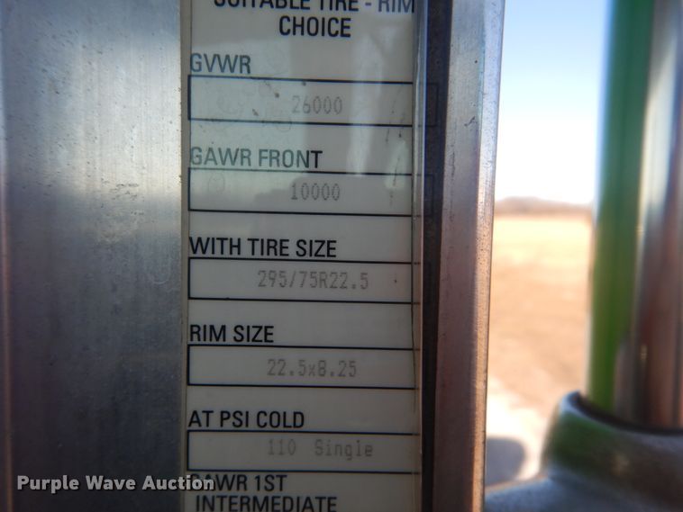 image for item HX9078 2010 Kenworth T370  truck cab and chassis