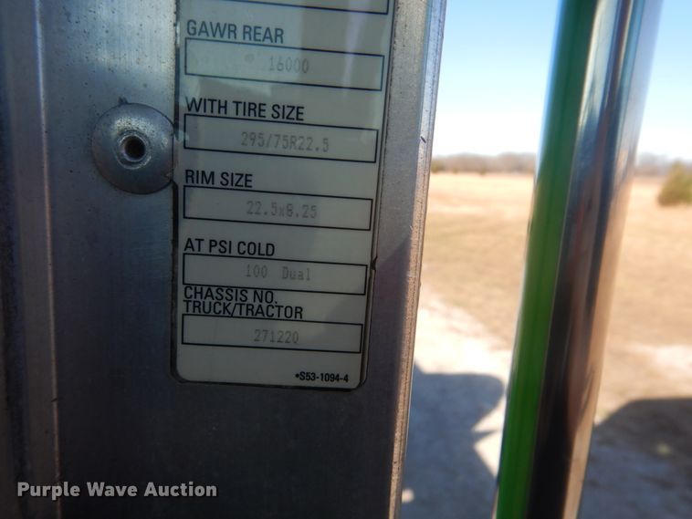 image for item HX9078 2010 Kenworth T370  truck cab and chassis