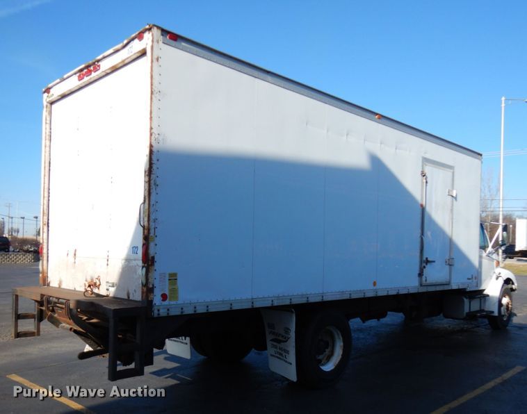 image for item HX9504 2006 Sterling Acterra  box truck