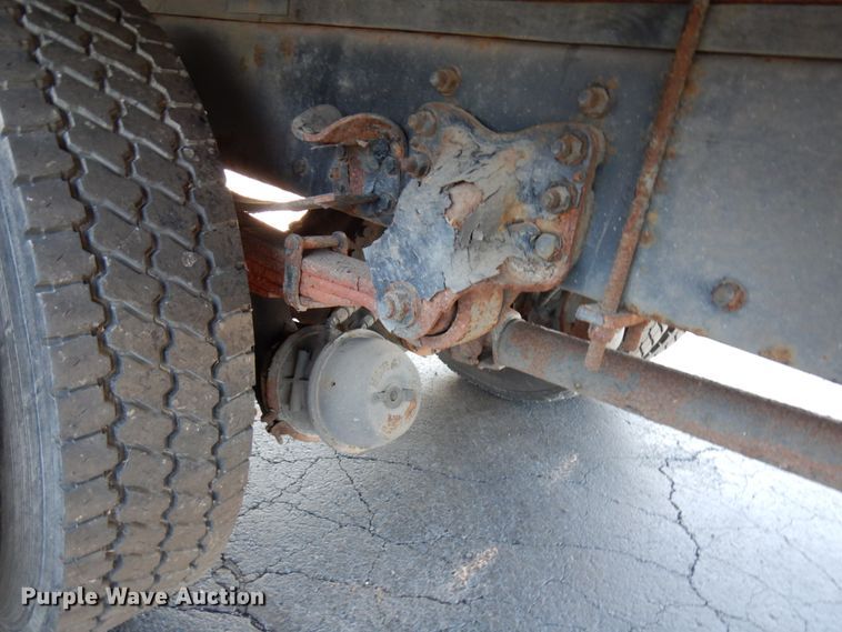 image for item HX9504 2006 Sterling Acterra  box truck