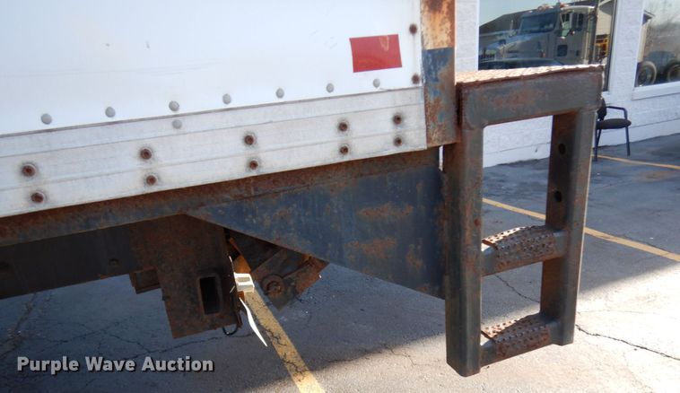 image for item HX9504 2006 Sterling Acterra  box truck