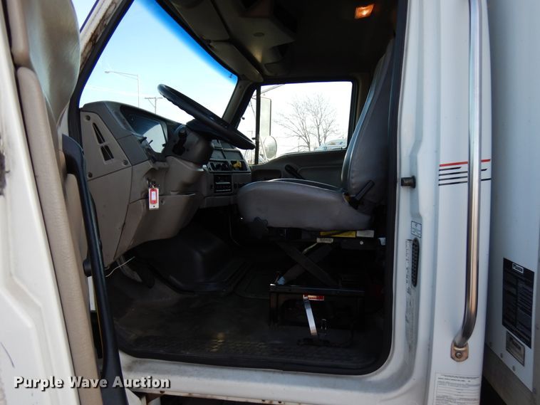 image for item HX9504 2006 Sterling Acterra  box truck