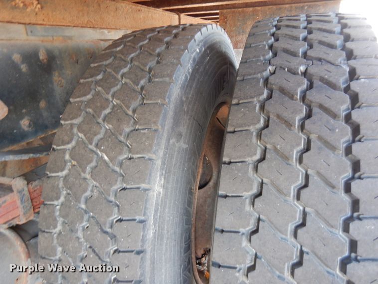 image for item HX9504 2006 Sterling Acterra  box truck