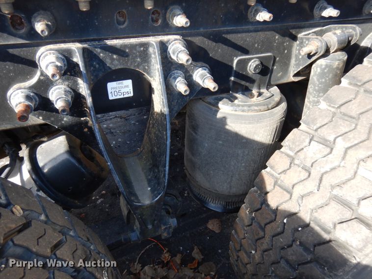 image for item HX9506 2012 International ProStar Plus  semi truck