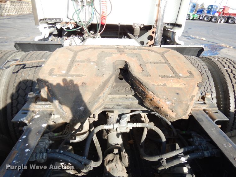 image for item HX9506 2012 International ProStar Plus  semi truck